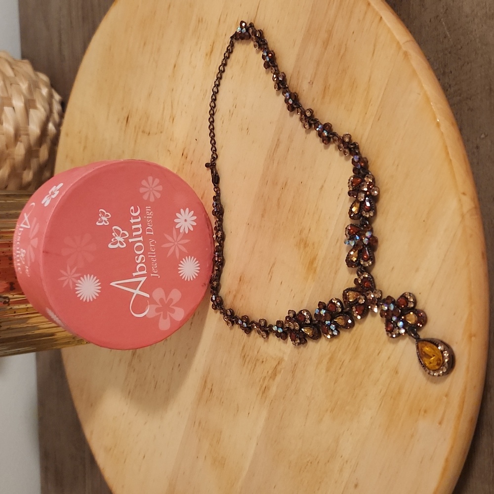 Absolute Stunning Necklace